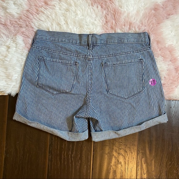 Old Navy Blue Striped Jean Shorts Women's Size 10 - Picture 3 of 3